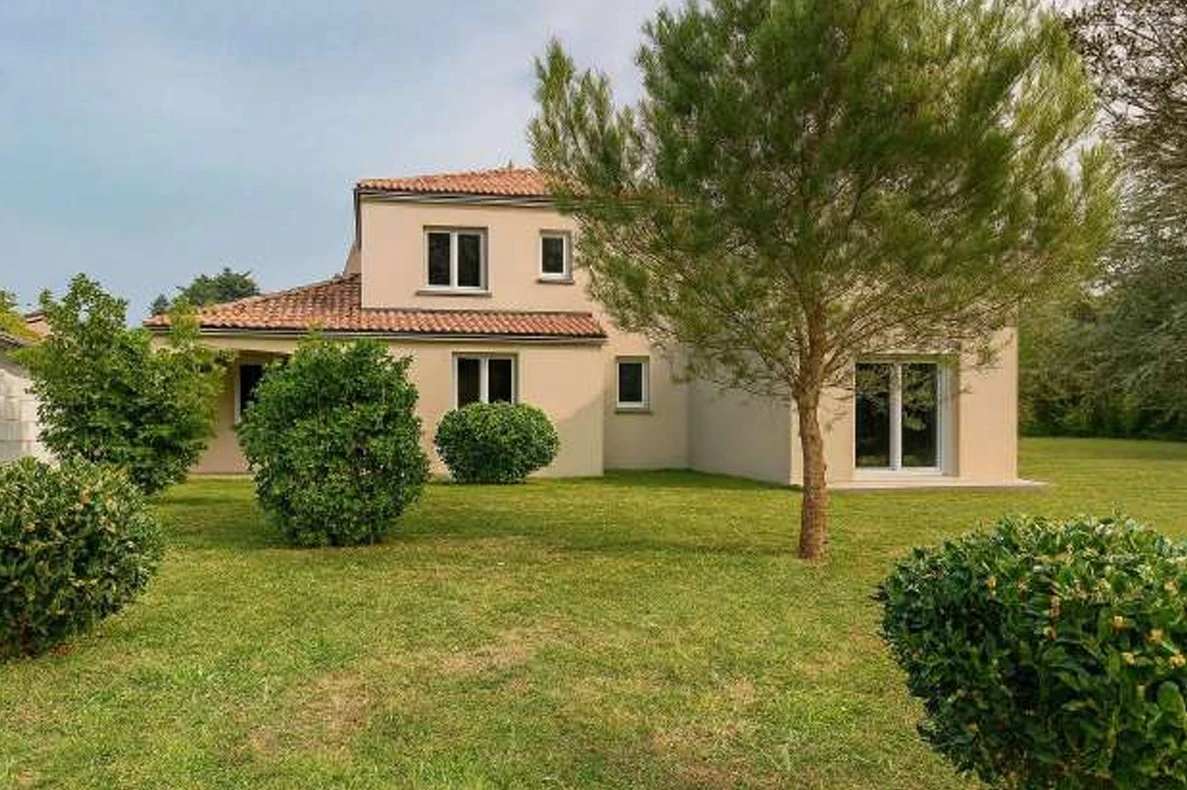 Agrandissement de maison à Vertou (44) : Réalisation d'une extension clé en main de 18 m²