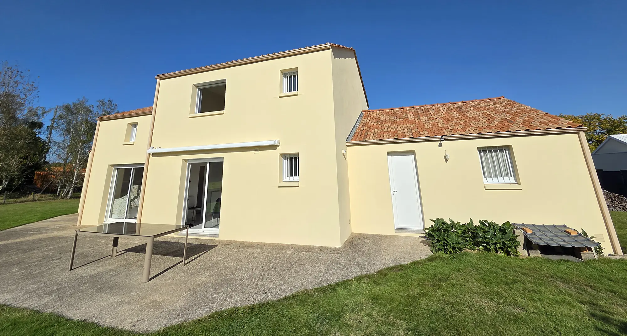 Mise en peinture complète maison à Bouguenais