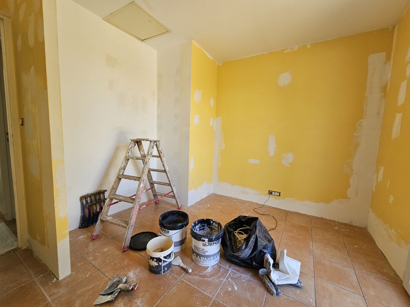 Pièce dressing en chantier Haute Goulaine Piece_dressing_chantier_Haute_Goulaine