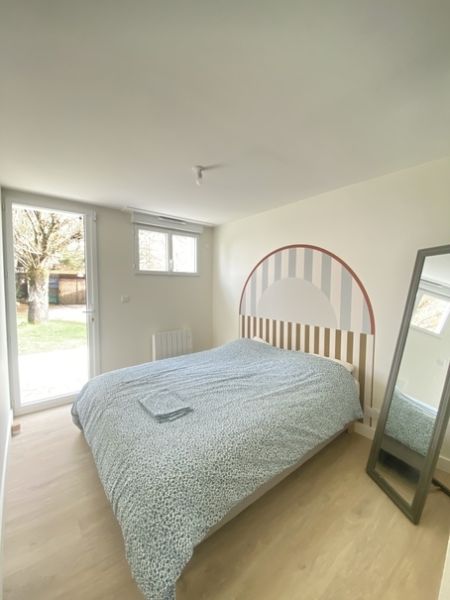 chambre-renovee-maison-vertou-1 chambre-renovee-maison-vertou-1